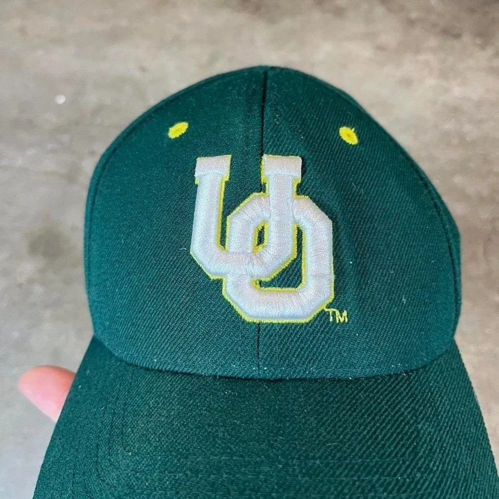 Colosseum Oregon Ducks Hat Mens Green Adjustable Strapback UO Logo Cap